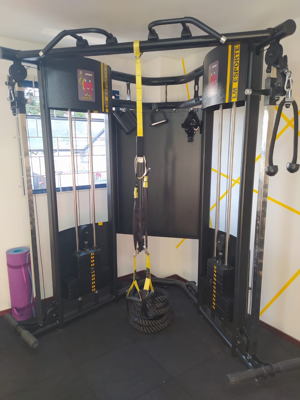 Estação de treino funcional com cabo, no Fox Studio Personal Trainer